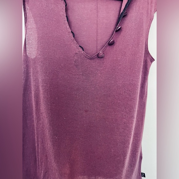 Marc Jacobs top with heart buttons - Picture 2 of 6